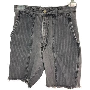 Union Bay Sportswear LTD. Vintage Women's Gray Stripe Fray Long Shorts Size 25